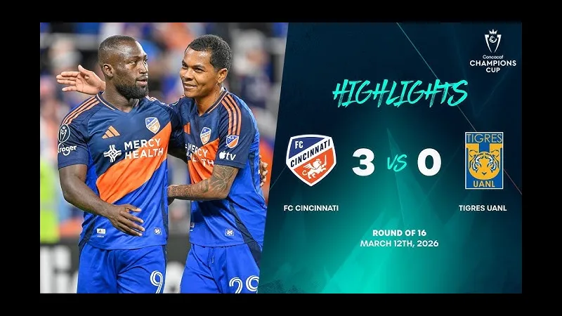 Cầu thủ Tigres UANL và FC Cincinnati tranh chấp bóng trên sân Cầu thủ Tigres UANL và FC Cincinnati tranh chấp bóng trên sân